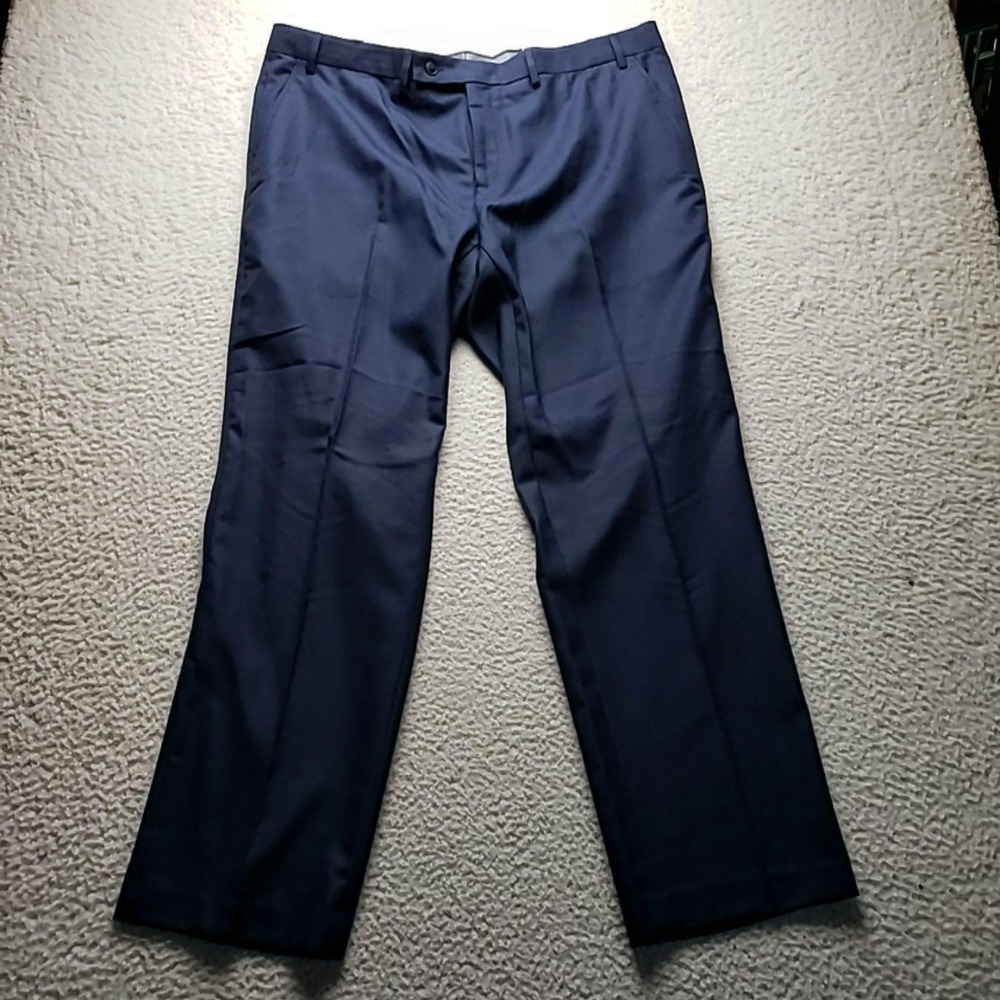 Van Heusen Suit Pants Mens 41x31 Blue Check Polyester Rayon Flat Front Dress